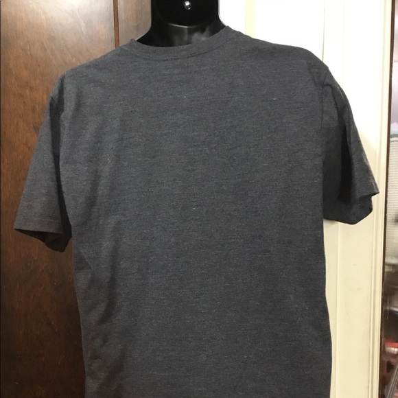 In The Mix Unisex Sz L Gray Short Sleeves T-Shirt - Picture 8 of 8